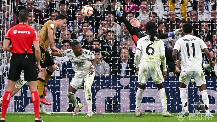 阿斯:皇马本赛季场均失球1.18个 为近六个赛季最差 阿斯:皇马本赛季场均失球1.18个 为近六个赛季最差